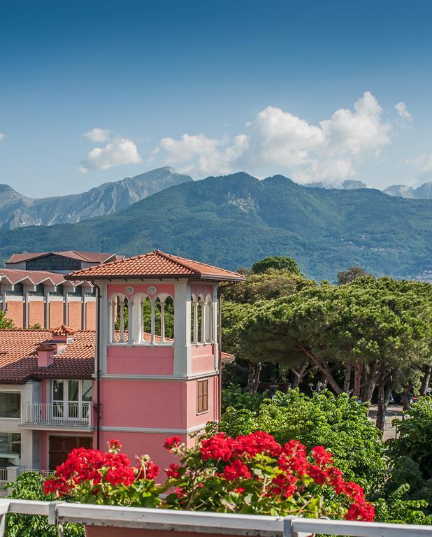Hotel Scandinavia Marina di Massa Esterno foto
