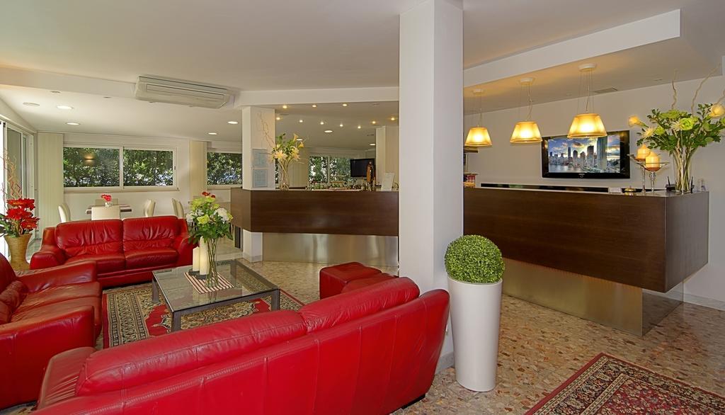 Hotel Scandinavia Marina di Massa Esterno foto